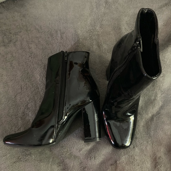 Faux leather boots - Picture 1 of 4